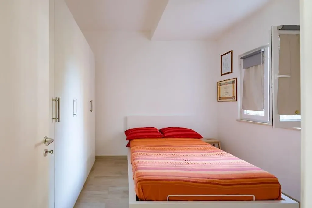 Casetta Con Giardino روما 0*,  إيطاليا